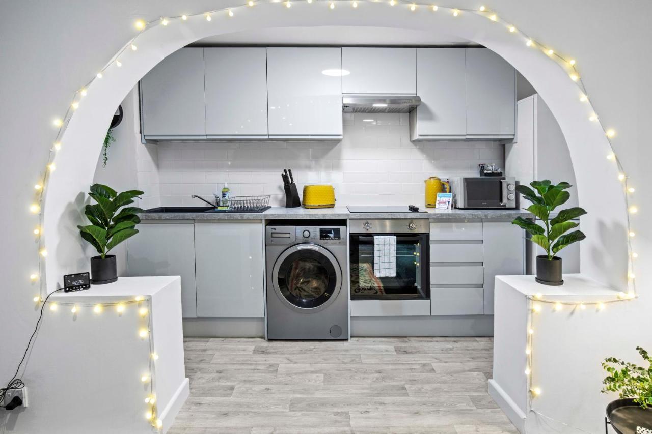 Queens Apartment - By My Getaways - Free Parking For One Car Brighton Eksteriør bilde